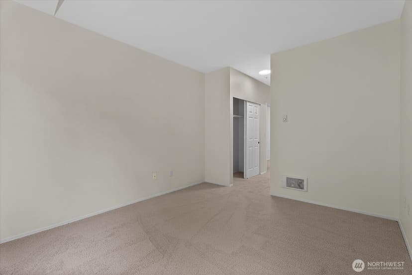 Property photo for 12712 Admiralty Way #G304, Everett photo 13