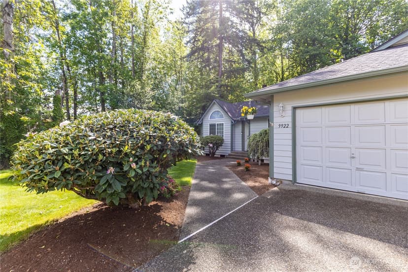 Property photo for 9922 F Street E, Tacoma photo 8