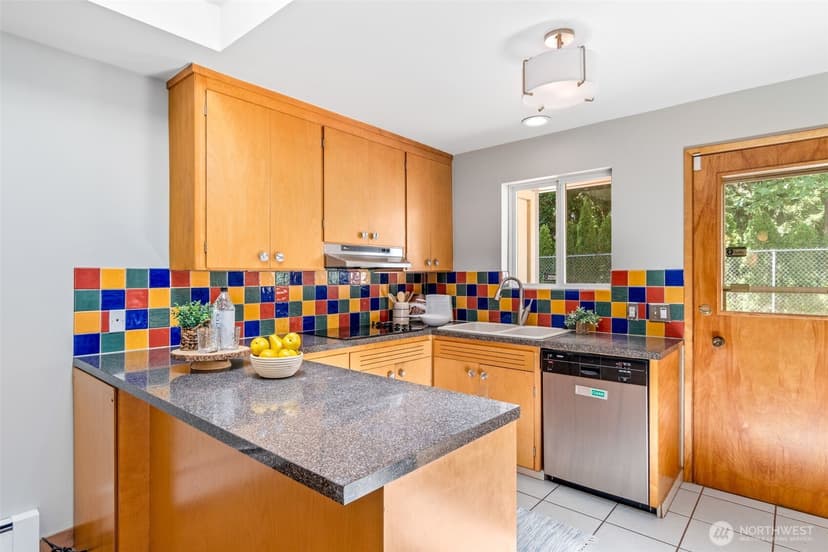Property photo for 5320 S Kenyon Street, Seattle photo 12