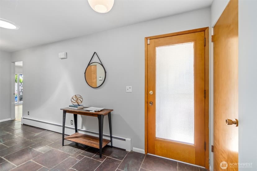 Property photo for 5320 S Kenyon Street, Seattle photo 4