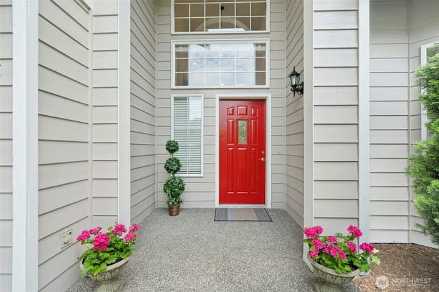 Property photo for 5808 135th Place SW, Edmonds photo 2