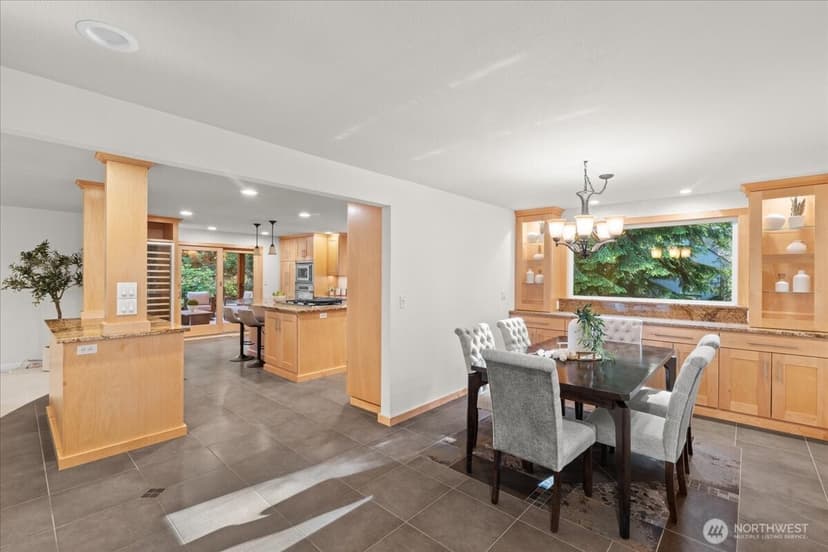 Property photo for 26069 SE 154th Street, Issaquah photo 14
