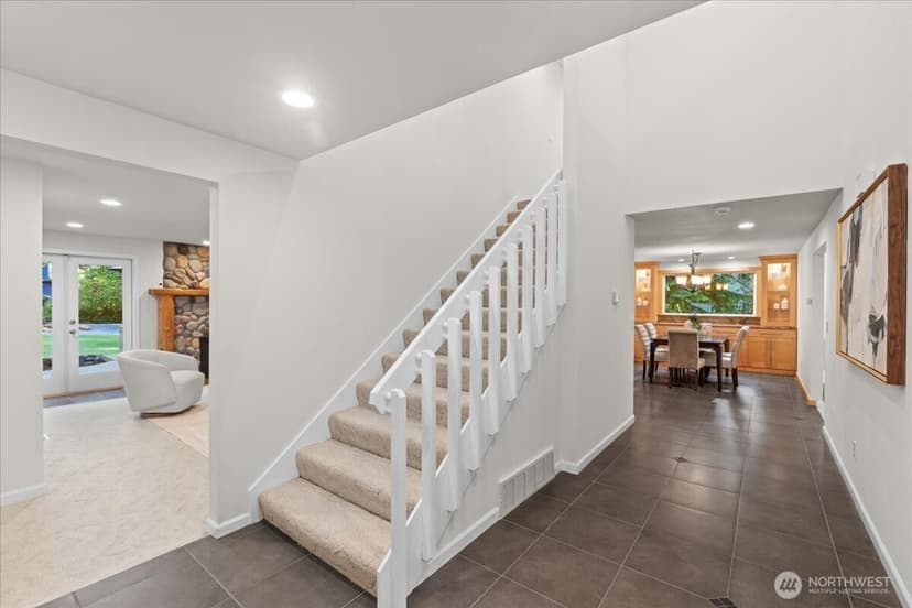 Property photo for 26069 SE 154th Street, Issaquah photo 4