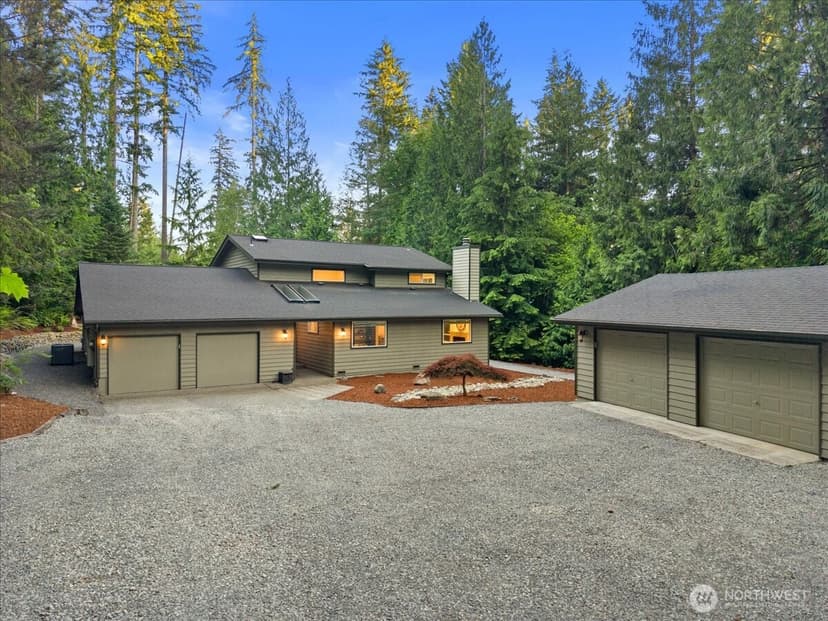 Property photo for 26069 SE 154th Street, Issaquah photo 2
