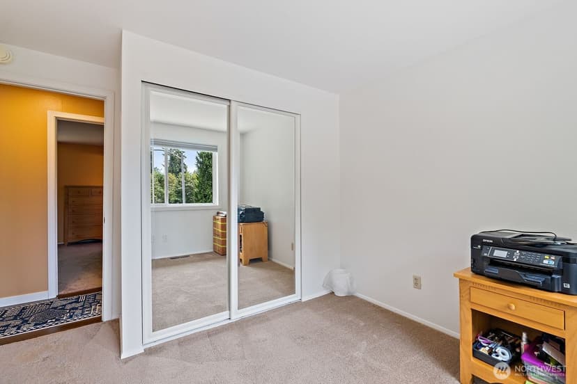Property photo for 17117 NE 84th Street, Redmond photo 19