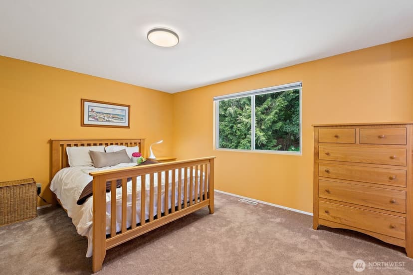 Property photo for 17117 NE 84th Street, Redmond photo 13