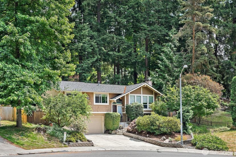 Property photo for 17117 NE 84th Street, Redmond