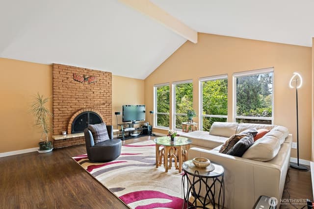 Property photo for 17117 NE 84th Street, Redmond photo 5