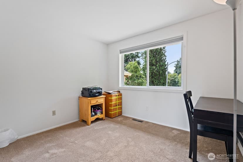Property photo for 17117 NE 84th Street, Redmond photo 20