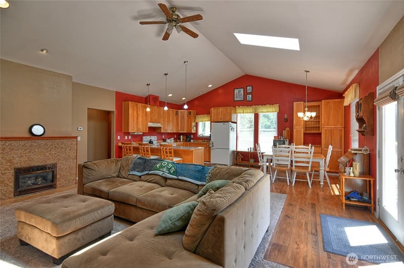 Property photo for 8815 131st Avenue NE, Lake Stevens photo 30