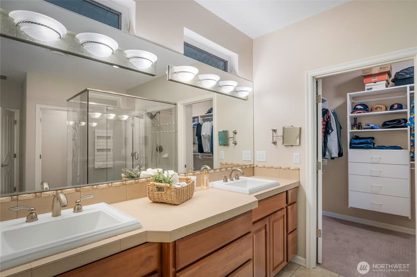 Property photo for 18330 SE 195th Place, Renton photo 23