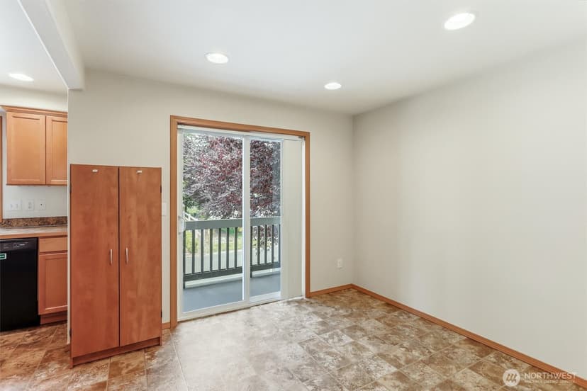 Property photo for 632 95th Court SE, Everett photo 7