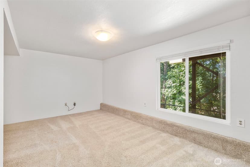 Property photo for 960 NE Melanie Court, Bremerton photo 18