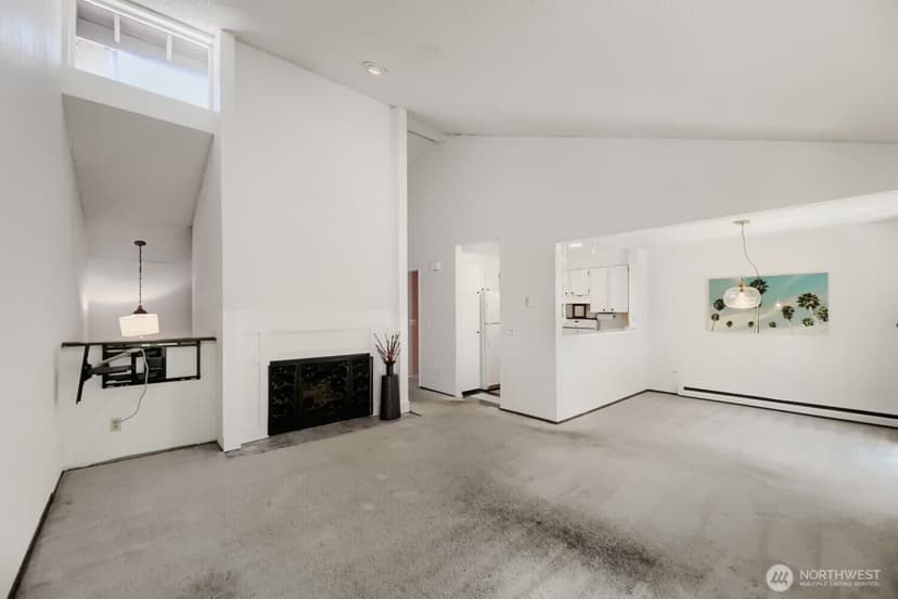 Property photo for 14615 NE 35th Street #K4, Bellevue photo 3