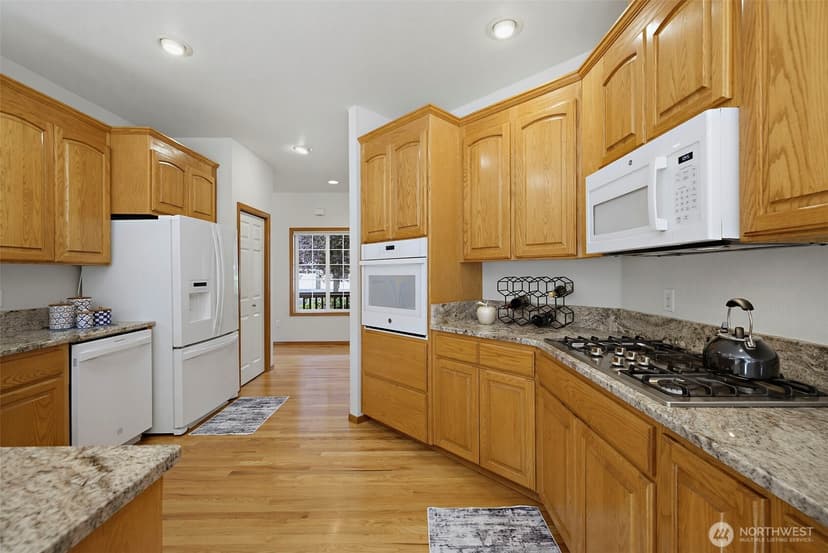 Property photo for 32704 110th Avenue SE, Auburn photo 15
