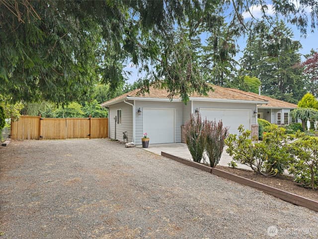Property photo for 32704 110th Avenue SE, Auburn photo 4