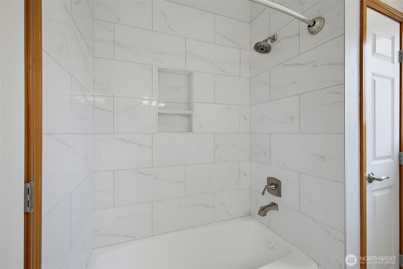 Property photo for 32704 110th Avenue SE, Auburn photo 29