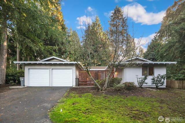 Property photo for 12421 NE 65th Place, Kirkland
