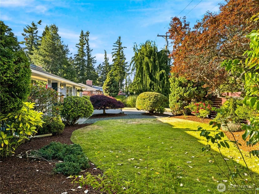 Property photo for 21822 92nd Avenue W, Edmonds photo 3