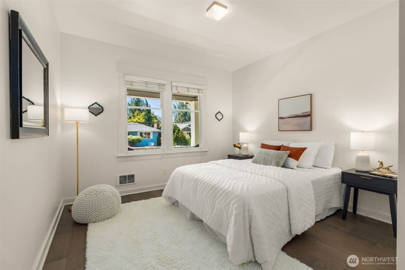 Property photo for 3222 38th Avenue SW, Seattle photo 12