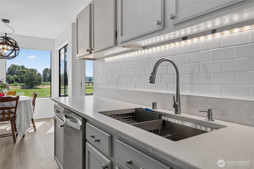Property photo for 101 Pine Avenue #103, Snohomish photo 7