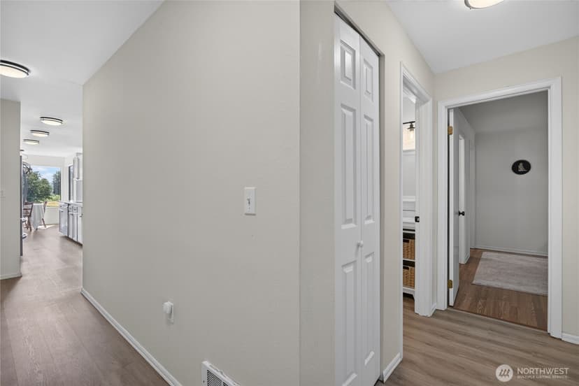 Property photo for 101 Pine Avenue #103, Snohomish photo 12