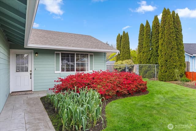 Property photo for 9718 52nd Drive NE, Marysville photo 3