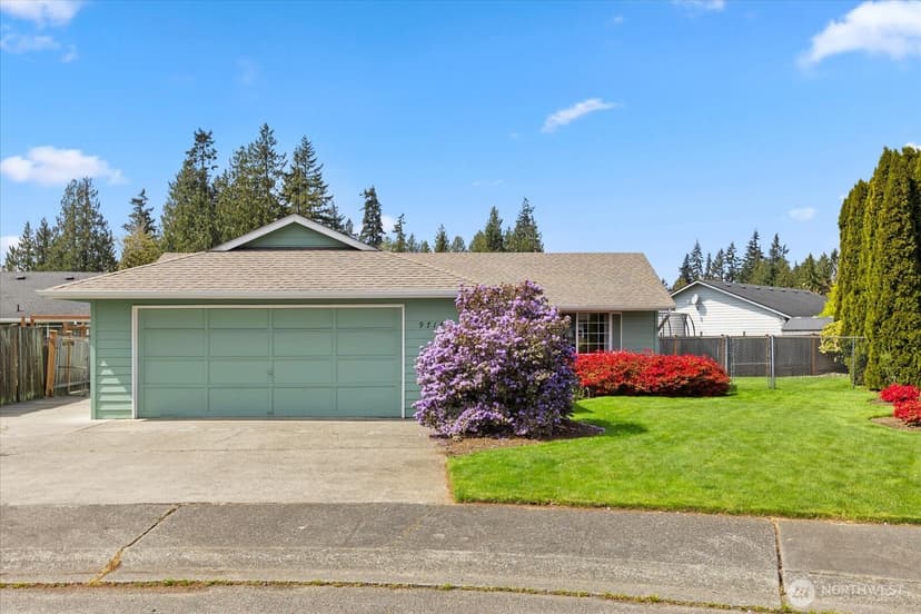Property photo for 9718 52nd Drive NE, Marysville photo 2