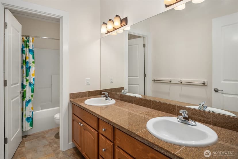 Property photo for 1240 SW 296th Street, Federal Way photo 32