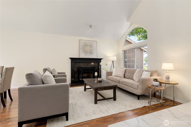 Property photo for 13380 122nd Place NE, Kirkland photo 3