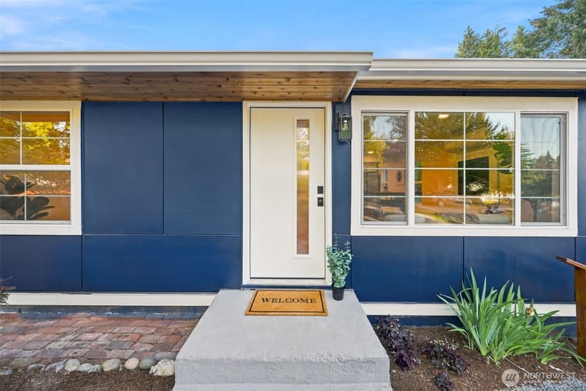 Property photo for 17211 3rd Avenue NE, Shoreline photo 6