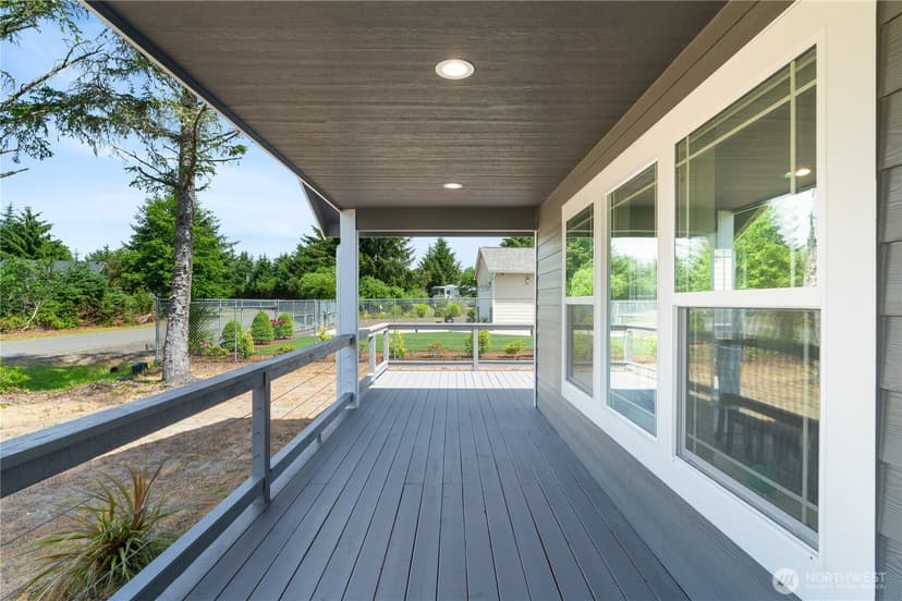 Property photo for 882 Vagabond Avenue SW, Ocean Shores photo 19