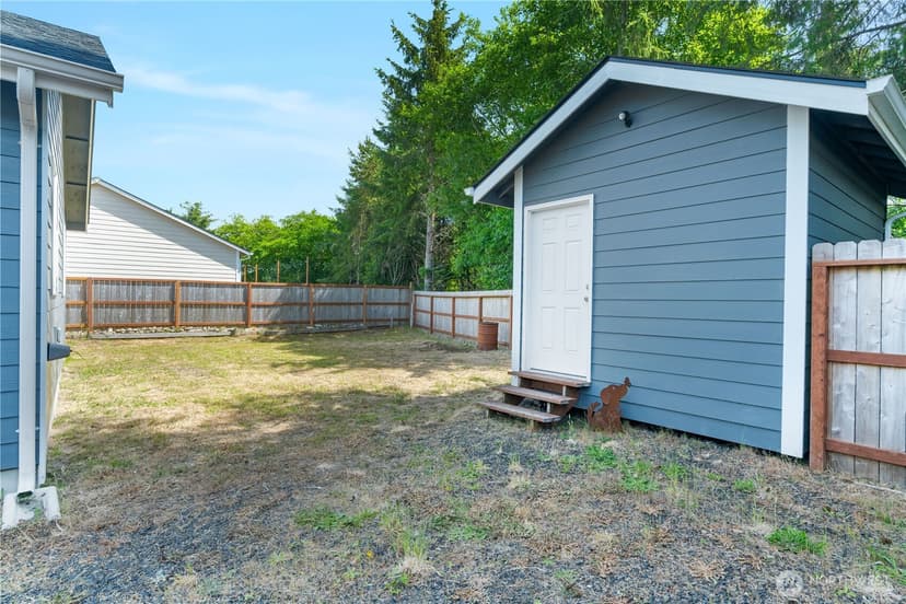 Property photo for 882 Vagabond Avenue SW, Ocean Shores photo 16