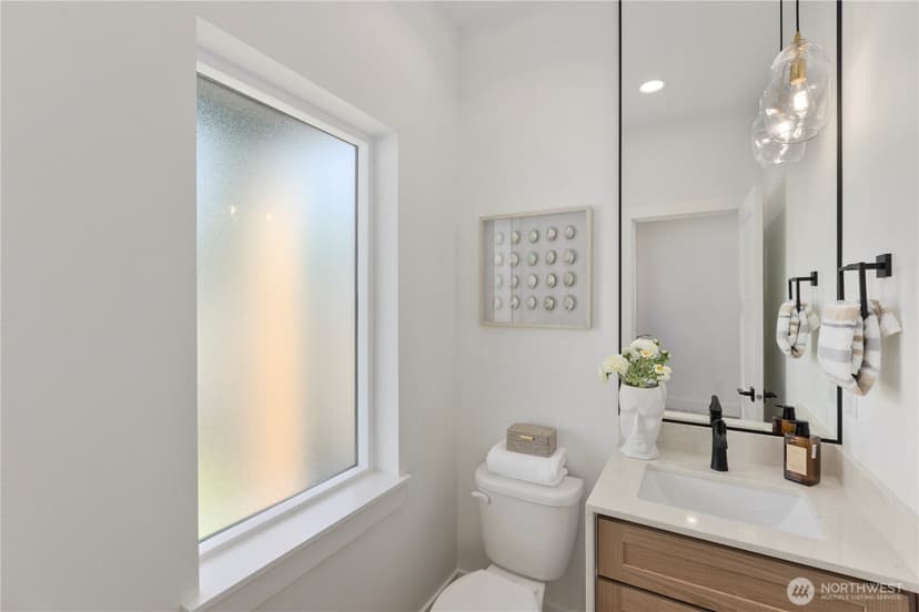 Property photo for 442 E 63rd Street, Tacoma photo 11