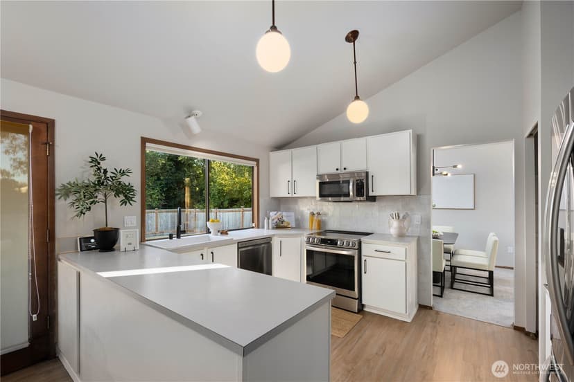 Property photo for 619 S 31st Street, Renton photo 10