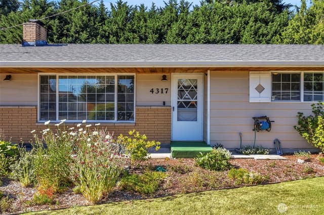 Property photo for 4317 106th Place NE, Marysville photo 4