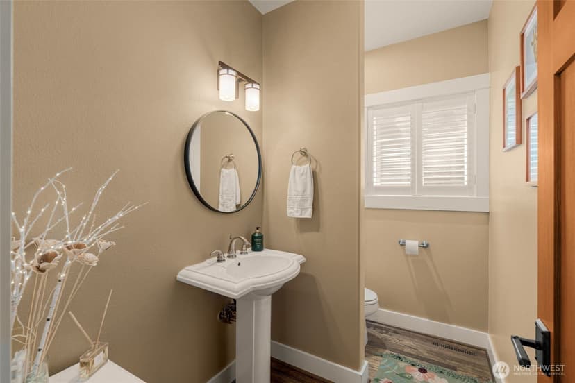 Property photo for 8447 42nd Avenue SW, Seattle photo 19