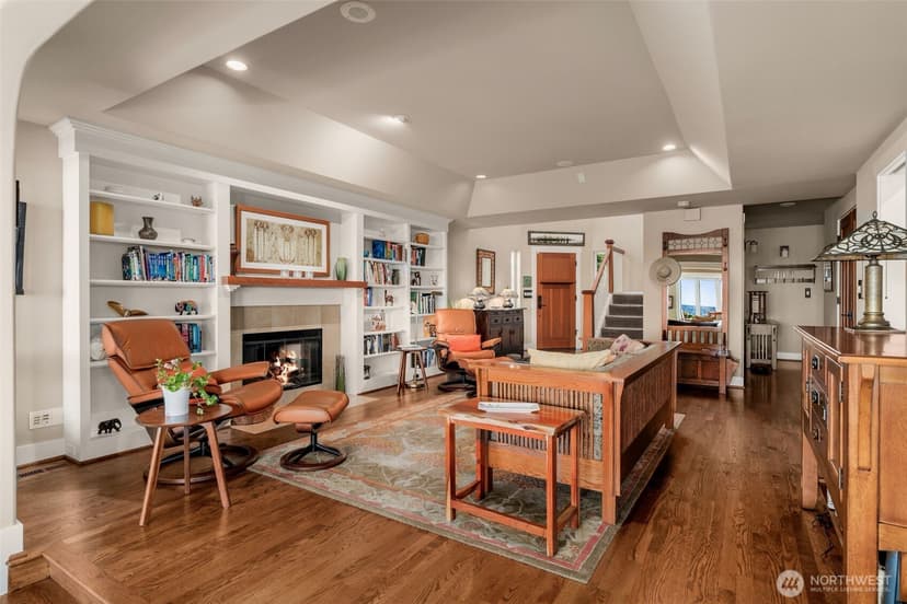 Property photo for 8447 42nd Avenue SW, Seattle photo 10