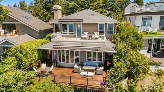 Property photo for 8447 42nd Avenue SW, Seattle photo 5