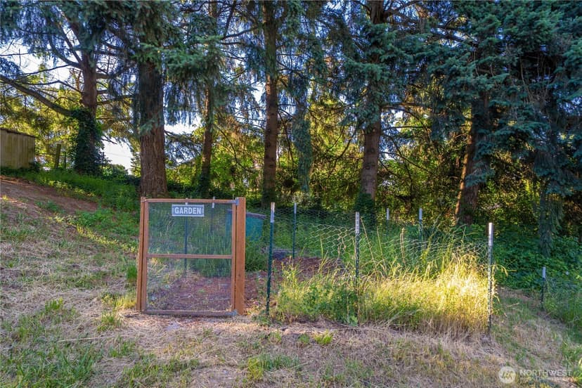 Property photo for 3105 13th Street SW, Puyallup photo 22