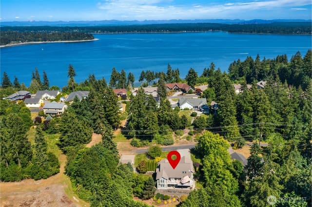 Property photo for 2312 NE Solar View Court, Poulsbo photo 3