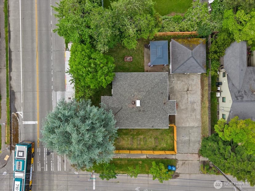 Property photo for 8724 16th Avenue SW, Seattle photo 32