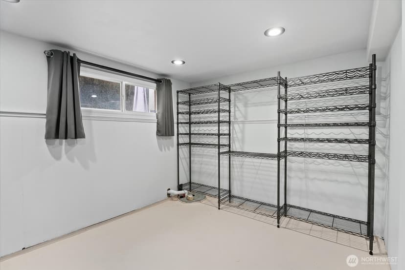 Property photo for 8724 16th Avenue SW, Seattle photo 24