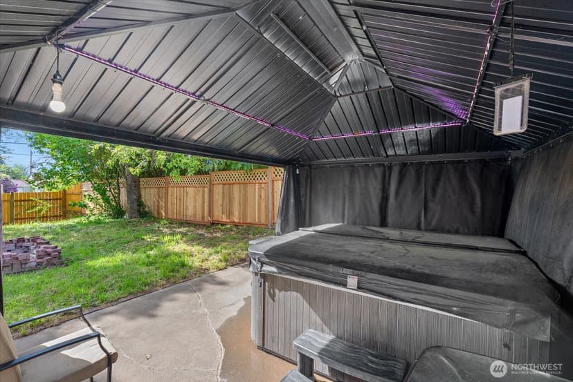 Property photo for 8724 16th Avenue SW, Seattle photo 30