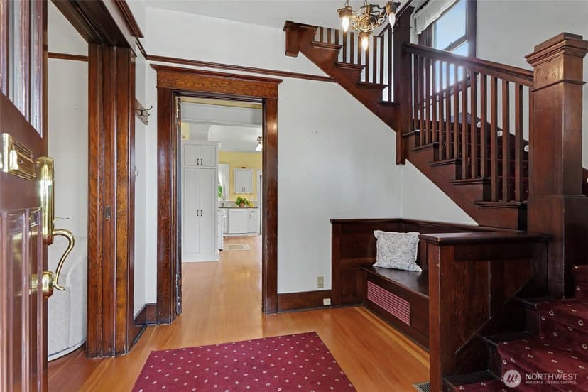 Property photo for 2856 NW 62nd Street, Seattle photo 3