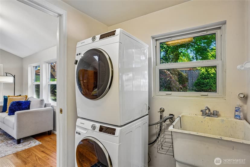 Property photo for 9250 14th Avenue SW, Seattle photo 22