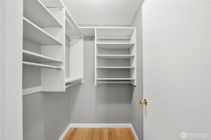 Property photo for 8650 Onyx Drive SW #F, Lakewood photo 14