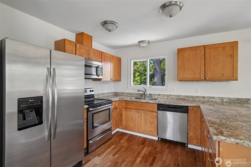 Property photo for 26307 20th Avenue S, Des Moines photo 6