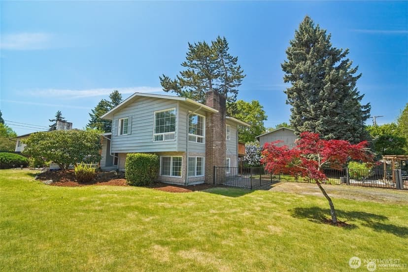 Property photo for 26307 20th Avenue S, Des Moines