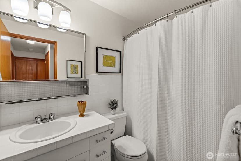 Property photo for 6901 N 18th Street, Tacoma photo 13